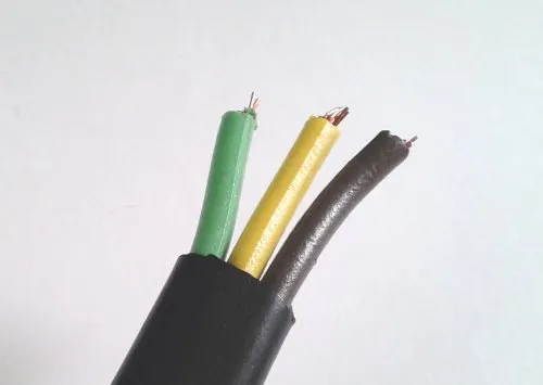 100' Black Jacket AUTO TRIPLEX 16/3 GRN, YL, BRN